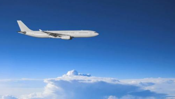 一架飞机可以坐多少人