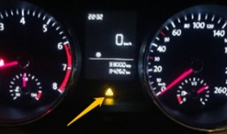 汽车感叹号亮是什么意思？