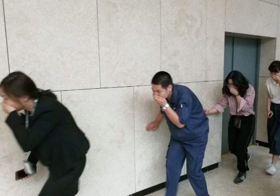 火场逃生方法有哪些