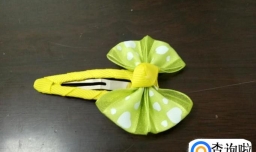 如何用丝带制作一个蝴蝶结BB发夹