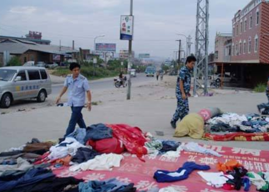 旧衣物怎么处理