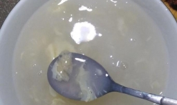 怎样做河南版鸡蛋面疙瘩汤？