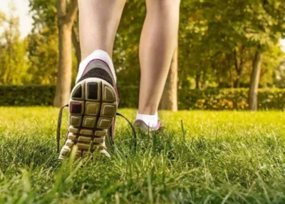 是走路累还是站着累