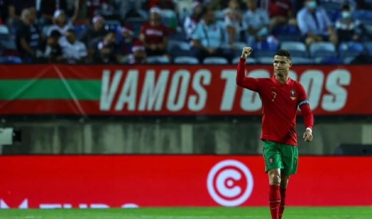 C罗资产有多少亿？