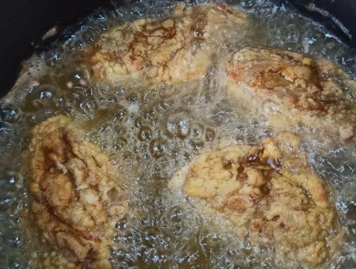 家常炸鸡翅最简单做法窍门