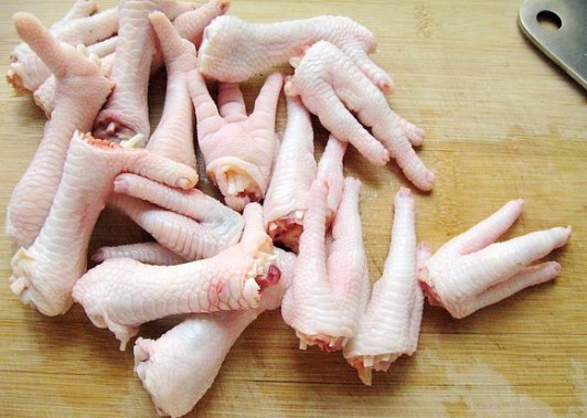 凉拌凤爪的做法