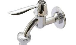 如何自己安装全自动洗衣机