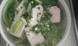 如何做蘸水小白菜豆腐汤？