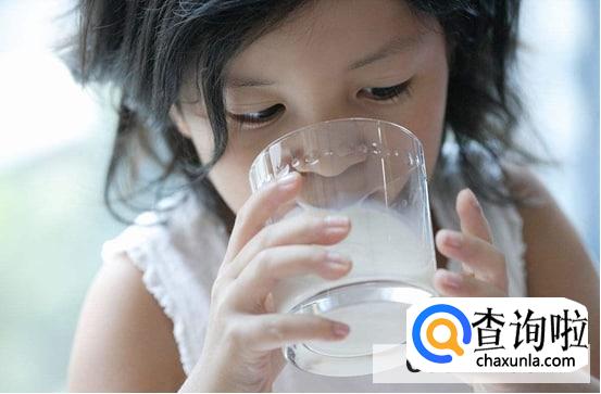 宝宝日常喝牛奶禁忌