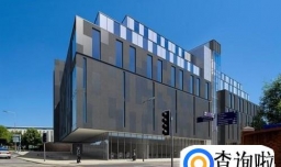 利物浦约翰摩尔斯大学一年学费是多少？生活费用高吗？