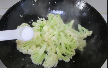 菜花应该怎样炒