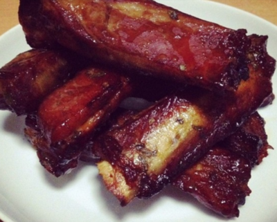 木炭烤排骨的做法