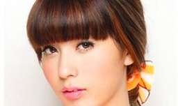 40岁的女性这样扎头发既好看又简单