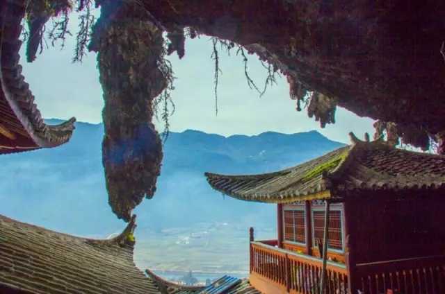 超凡脱俗的意思是什么