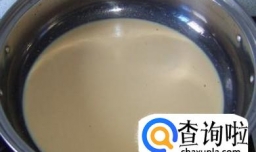 一起学习自制黑凉粉的做法