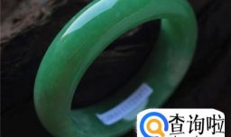 佩戴翡翠玉镯的讲究