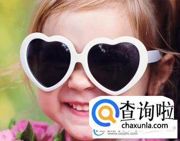 何姓女孩起名字大全