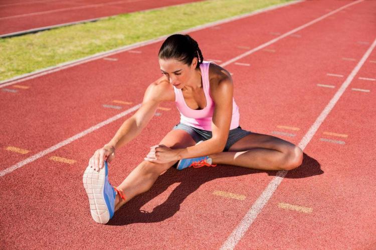 跑步前应该做好什么准备？