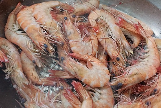 虾和什么包饺子