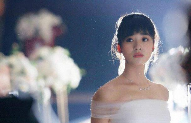 在流星花园中杉菜最后和谁在一起了?