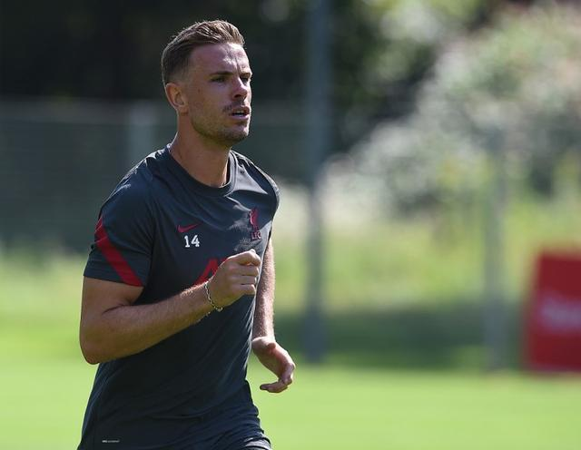 亨德森（个人简介）