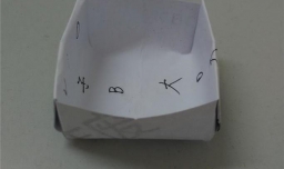 折纸之餐桌小垃圾箱