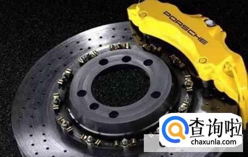 汽车电瓶冒烟有臭味会不会自燃