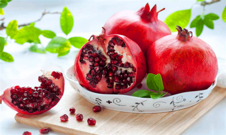 吃石榴有什么好处