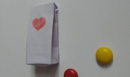 怎么样用纸做糖果包装