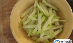 腌制萝卜干的做法