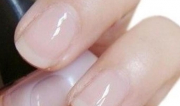 渐变美甲怎么做