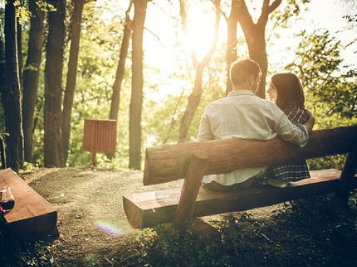 分手后不能做朋友的原因