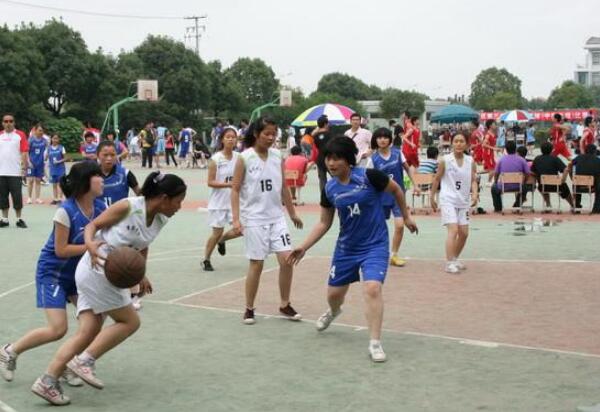 如何正确认识和对待青春期的异性情感