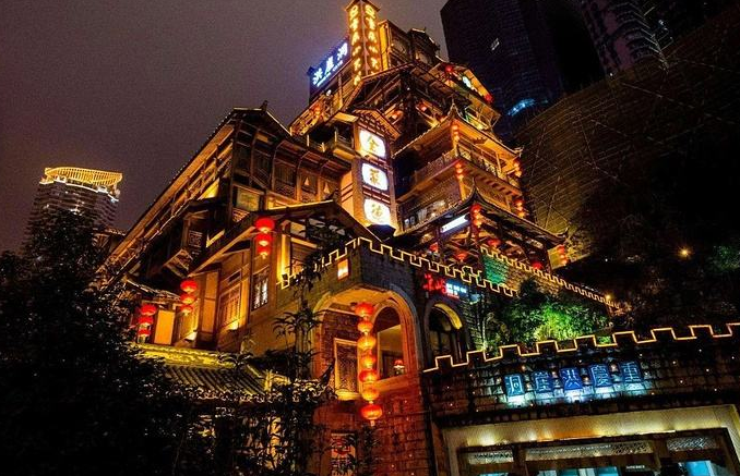 重庆是不是一线城市