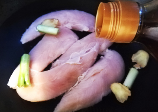 鸡胸肉丝的做法
