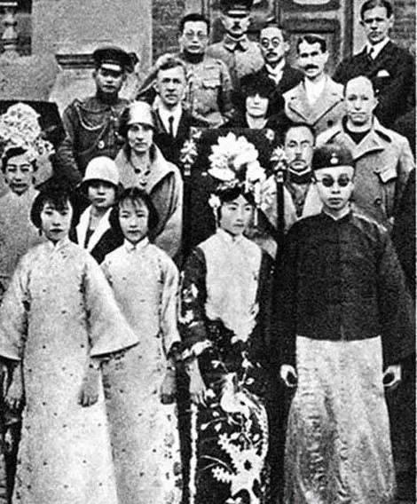 溥仪为什么不能生育