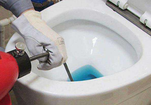 马桶堵了用什么通