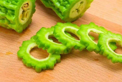 苦瓜相克的食物
