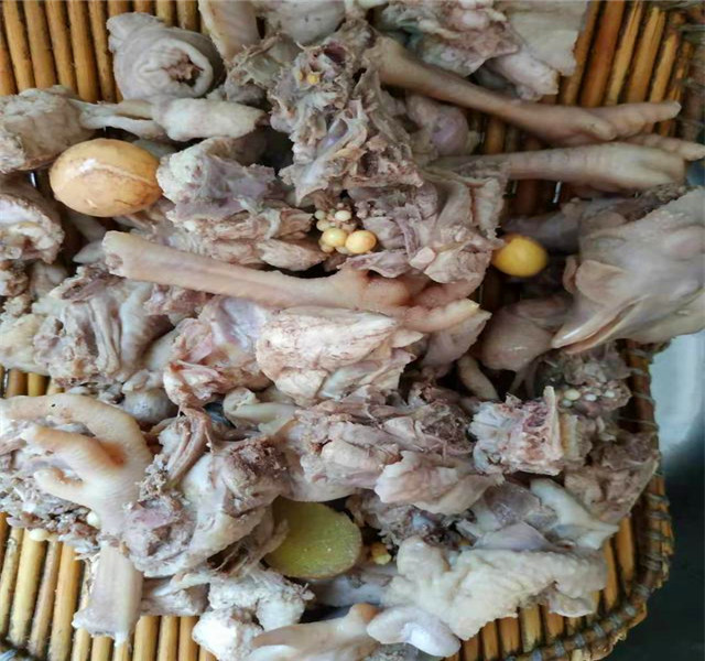 家常炖本地鸡的做法