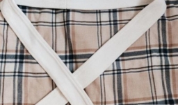 风衣蝴蝶结怎么打