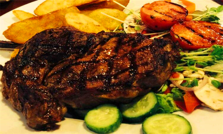 牛排哪个手刀叉