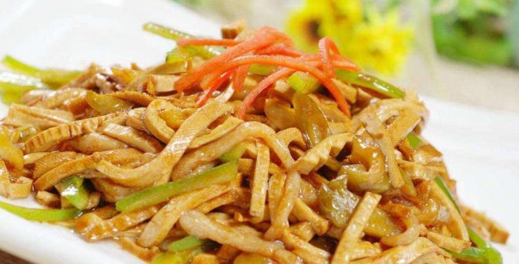 榨菜肉丝为何吸引众人？