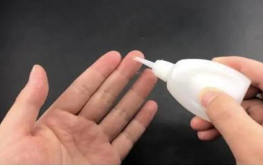 怎么样去掉皮肤上的强力胶