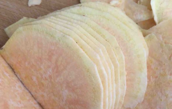 炸红薯干的做法