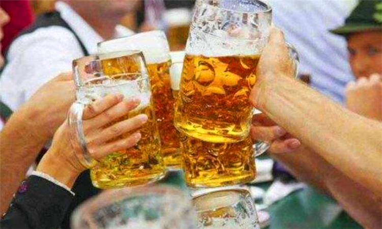 冬季喝啤酒可以暖身吗