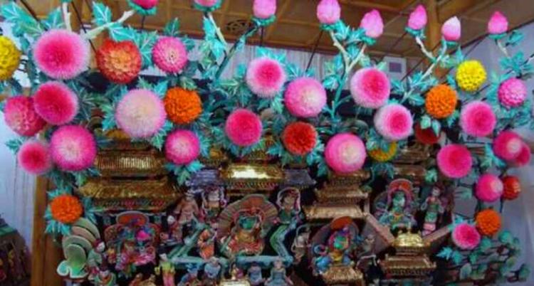 酥油花灯节的由来