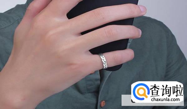 戒指戴在不同的手指上意义大不同