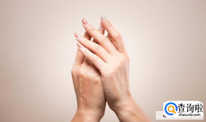 趴着睡手麻怎么回事