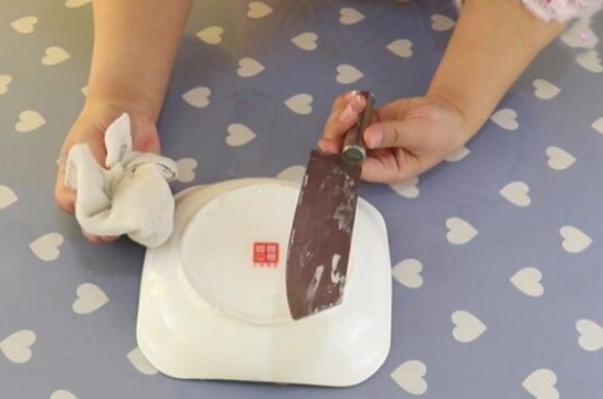 菜刀不快了如何让它变得锋利