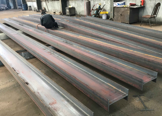 怎么用肉眼区分钢和铁